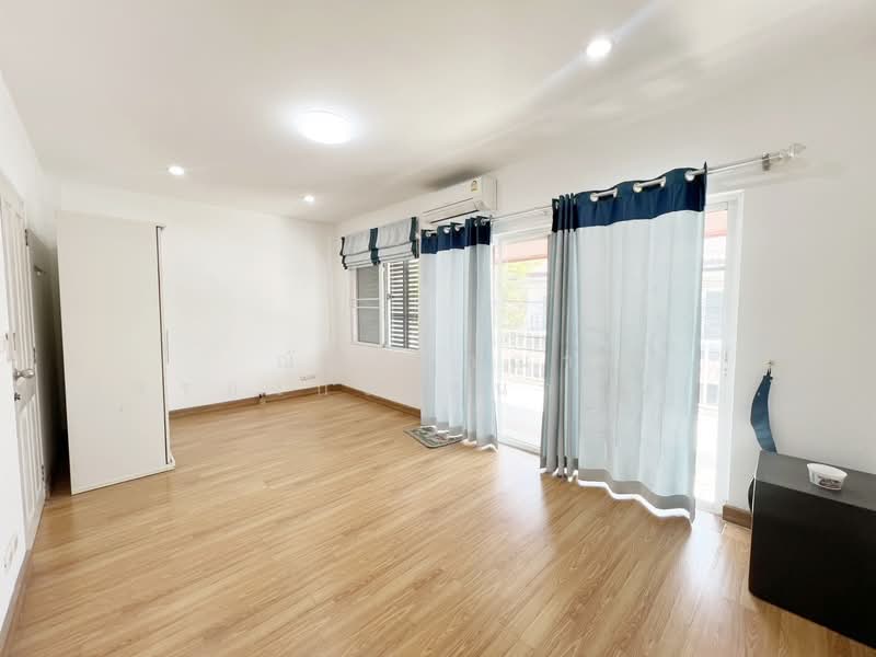 The Trust Town Ratchapruek - Rattanathibet, Nonthaburi, 98 Ratchaphruek Road, Om Kret, Pak Kret, Nonthaburi, 3 Bedrooms, 120 sqm, Townhouse For Sale, by ณัฏฐ์อาณา บรรยงกะเสนา ณ อยุธยา, 500182860 - DDproperty.com