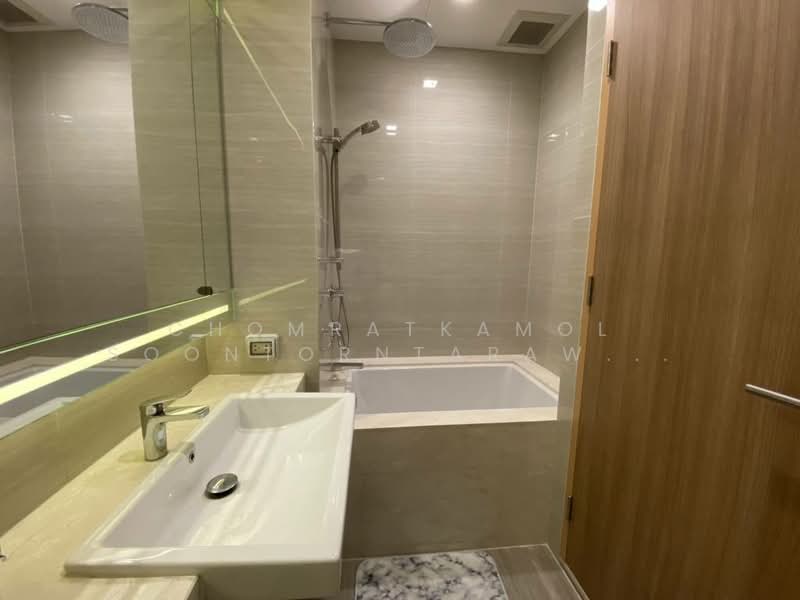 Noble BE33, Bangkok, 19 Soi Sukhumvit 33, Khlong Tan Nua, Watthana, Bangkok, 1 Bedroom, 40 sqm, Condo For Rent, by Chomratkamol Soontorntarawong (Gor), 500182868 - DDproperty.com
