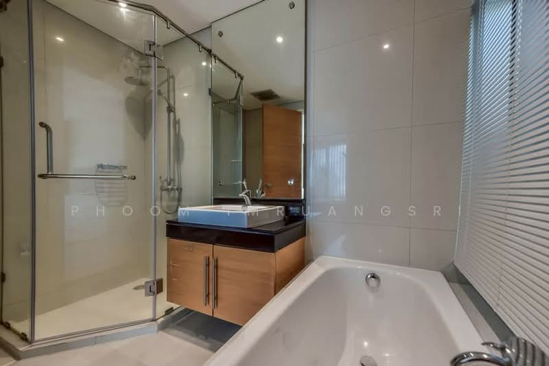Fullerton Sukhumvit, Bangkok, Sukhumvit Road, Khlong Tan Nua, Watthana, Bangkok, 2 Bedrooms, 96 sqm, Condo For Rent, by Phoom Imruangsri, 500182869 - DDproperty.com