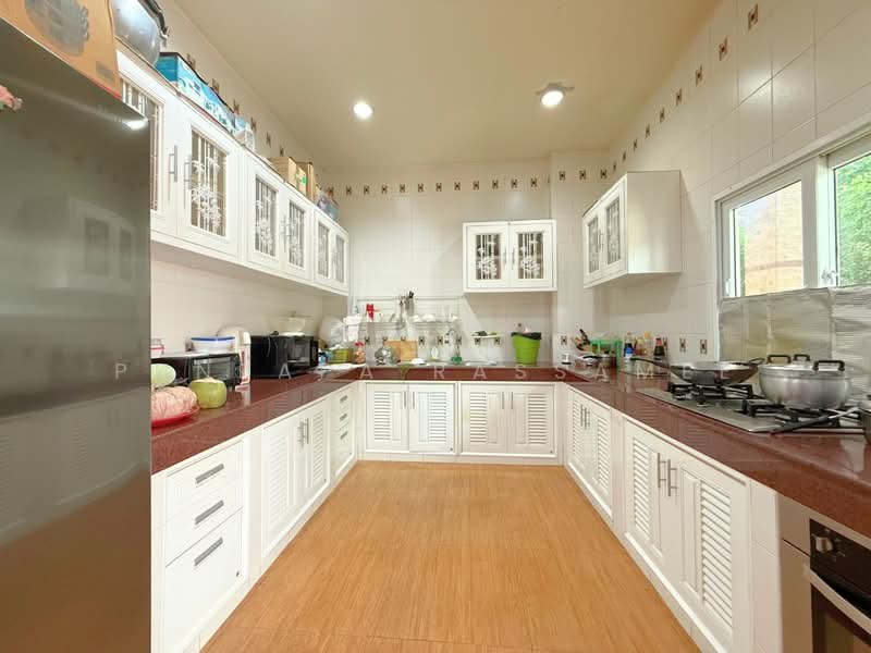 Perfect Place Sukhumvit 77-Suvarnabhumi, Samut Prakan, Lat Krabang Road, Rachathewa, Bang Plee, Samut Prakan, 3 Bedrooms, 300 sqm, Single Detached House For Sale, by Punpapa Rassamee, 500182947 - DDproperty.com