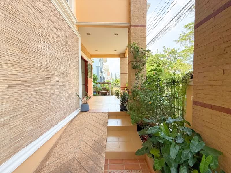 Perfect Place Sukhumvit 77-Suvarnabhumi : เพอร์เฟค เพลส สุขุมวิท77-สุวรรณภูมิ, สมุทรปราการ, ถนนลาดกระบัง, ราชาเทวะ, บางพลี, สมุทรปราการ, 300 ตร.ม., บ้านเดี่ยว ขาย, โดย Punpapa Rassamee, 500182947 - DDproperty.com