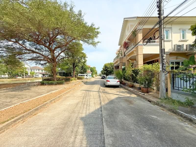 Perfect Place Sukhumvit 77-Suvarnabhumi, Samut Prakan, Lat Krabang Road, Rachathewa, Bang Plee, Samut Prakan, 3 Bedrooms, 300 sqm, Single Detached House For Sale, by Punpapa Rassamee, 500182947 - DDproperty.com