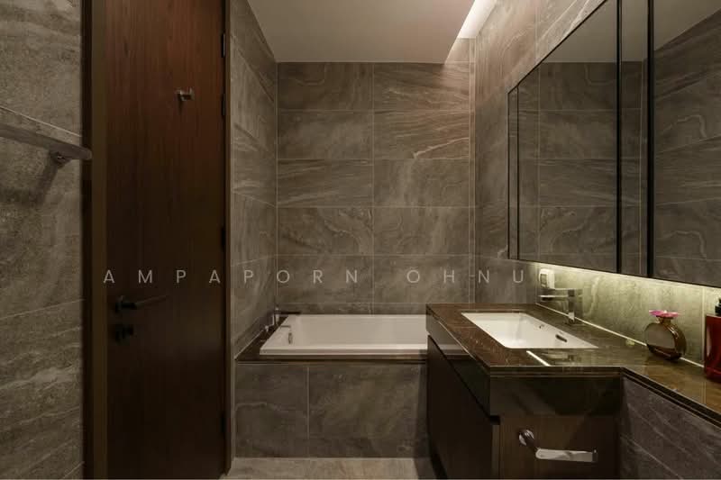 The Esse Sukhumvit 36, Bangkok, Soi Sukhumvit 36, Sukhumvit Road, Phra Kanong, Khlong Toei, Bangkok, 1 Bedroom, 38 sqm, Condo For Sale, by Ampaporn Ohnuch, 500182953 - DDproperty.com