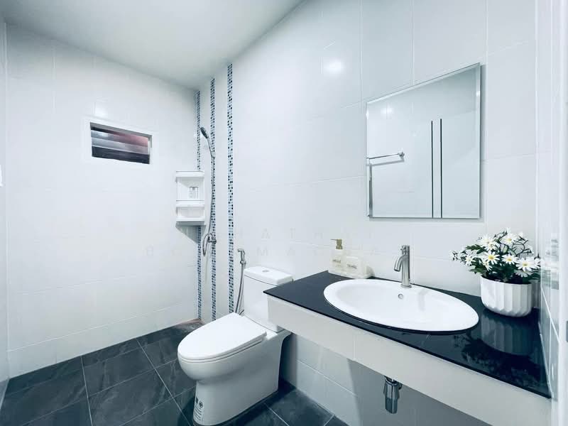 รัตนากรวิลเลจ 24, ชลบุรี, หนองปรือ, บางละมุง, ชลบุรี, 148 ตร.ม., บ้านเดี่ยว ขาย, โดย Nahathai Boonmachay, 500182958 - DDproperty.com