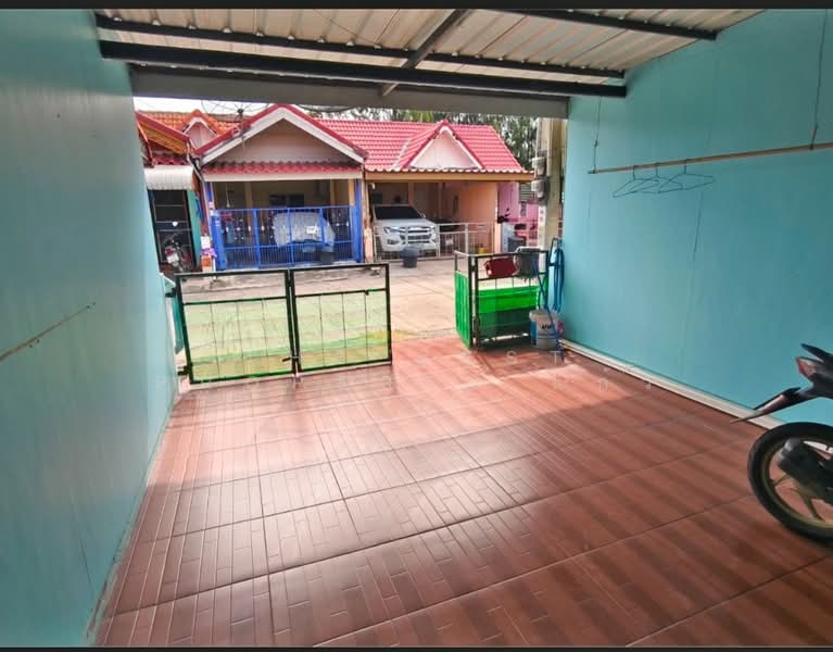 โครงการบ้านสวยน้ำใส บางปะกง, Chachoengsao, Bang Samak, Bang Pakong, Chachoengsao, 1 Bedroom, 100 sqm, Townhouse For Sale, by The Best Property แก้ว, 500183030 - DDproperty.com