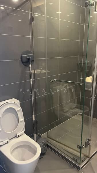 M Thonglor 10, Bangkok, 9 Soi Ekkamai 12, Ekkamai Road, Khlong Tan Nua, Watthana, Bangkok, 2 Bedrooms, 61 sqm, Condo For Rent, by Pawanrat Panchawanon, 500183051 - DDproperty.com