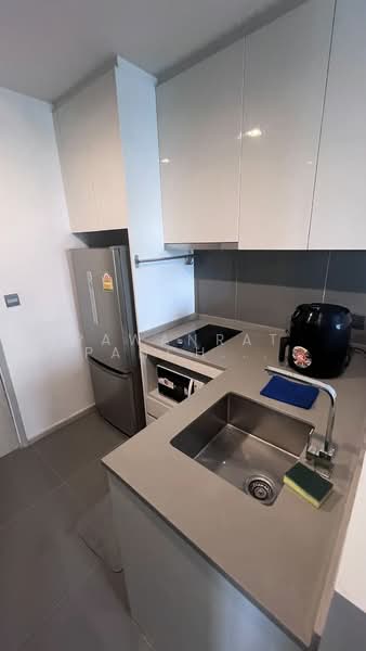 M Thonglor 10, Bangkok, 9 Soi Ekkamai 12, Ekkamai Road, Khlong Tan Nua, Watthana, Bangkok, 2 Bedrooms, 61 sqm, Condo For Rent, by Pawanrat Panchawanon, 500183051 - DDproperty.com