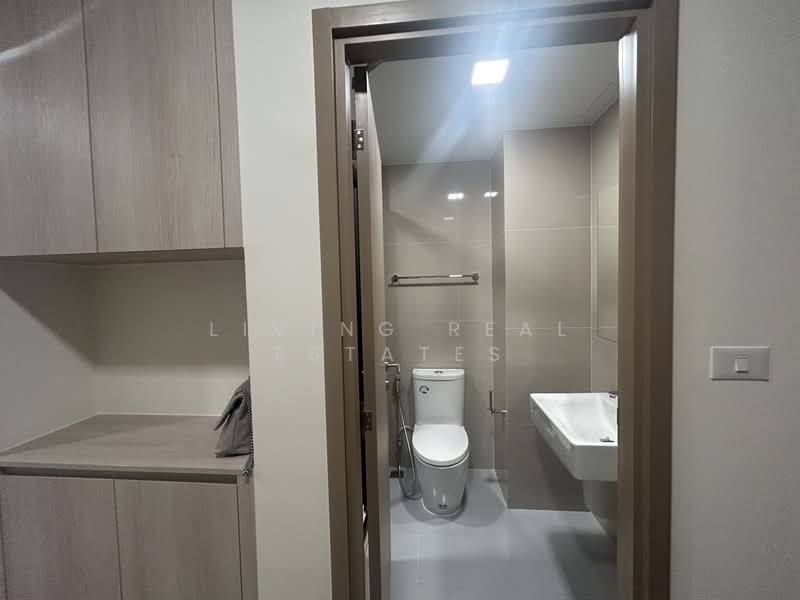 FLO by Sansiri, Bangkok, Somdet Chaopraya Road, Khlong San, Khlong San, Bangkok, 1 Bedroom, 29 sqm, Condo For Rent, by Living Real Estates, 500183061 - DDproperty.com