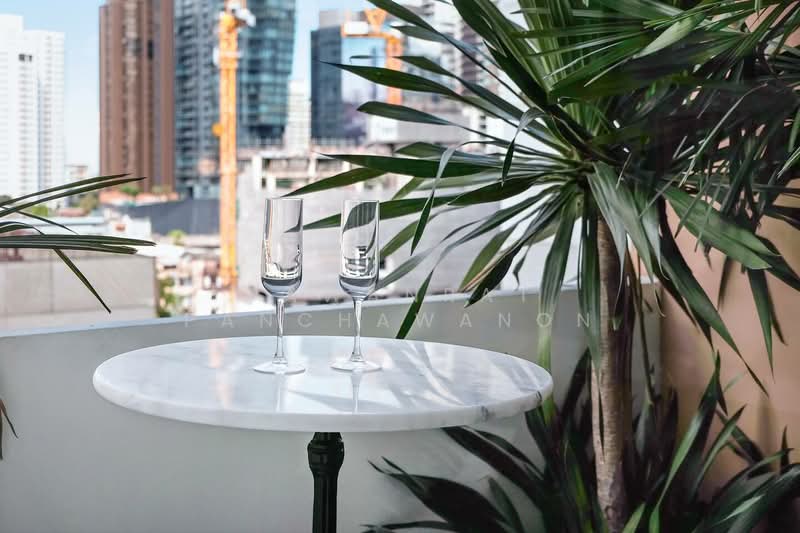 Siri Residence, Bangkok, 21 Soi Sukhumvit 24, Khong Tan, Khlong Toei, Bangkok, 1 Bedroom, 60 sqm, Condo For Rent, by Pawanrat Panchawanon, 500183083 - DDproperty.com