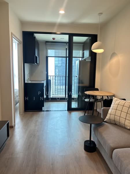 Nue District R9, Bangkok, 59 Rama 9 Road, Huai Khwang, Huai Khwang, Bangkok, 1 Bedroom, 31 sqm, Condo For Rent, by Puriwat Chinsongkram, 500183151 - DDproperty.com