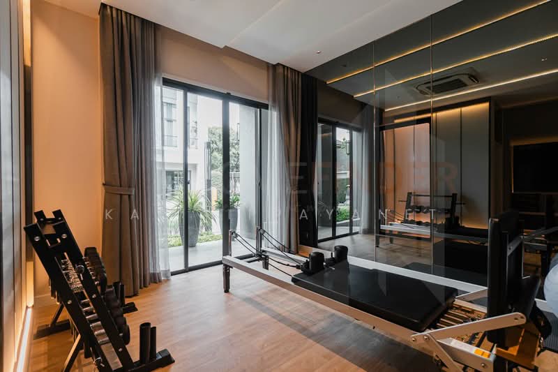 Bangkok Boulevard Signature Sathorn-Pinklao, Nonthaburi, Bang Kruai-Chong Tanom Road, Mahasawat, Bang Kruai, Nonthaburi, 4 Bedrooms, 391 sqm, Single Detached House For Sale, by Kay Tippayanet, 500183168 - DDproperty.com