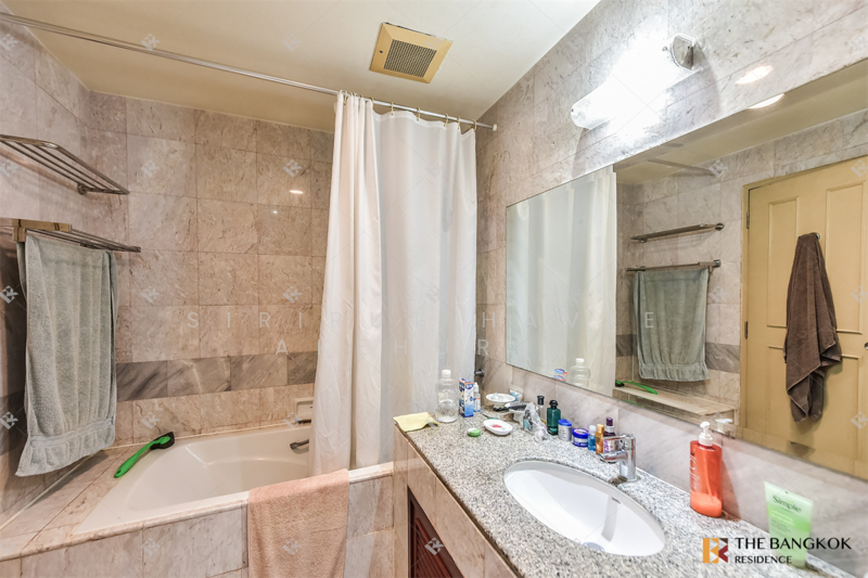 Baan Ploenchit, Bangkok, Soi Ruamrudee 2 Ploenchit Road, Lumphini, Pathum Wan, Bangkok, 1 Bedroom, 40 sqm, Condo For Sale, by Sirirut Havee Akehurst, 500183173 - DDproperty.com