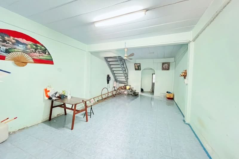 หมู่บ้านเกษมทรัพย์, Pathum Thani, Khu Khot, Lam Luk Ka, Pathum Thani, 2 Bedrooms, 90 sqm, Townhouse For Sale, by คุณเมย์, 500183174 - DDproperty.com