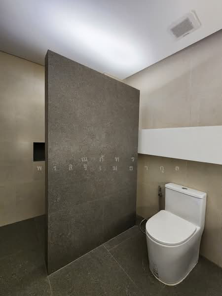 รัชดา, Bangkok, Chan Kasem, Chatuchak, Bangkok, 6 Bedrooms, 600 sqm, Townhouse For Rent, by ณภัทร พรสิริเมธากุล, 500183175 - DDproperty.com