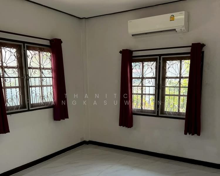 โครงการเมืองเพชรวิลเลจ ตลิ่งชัน, Bangkok, Taling Chan, Taling Chan, Bangkok, 1 Bedroom, 160 sqm, Single Detached House For Sale, by Thanitcha Kangkasuwanno, 500183184 - DDproperty.com