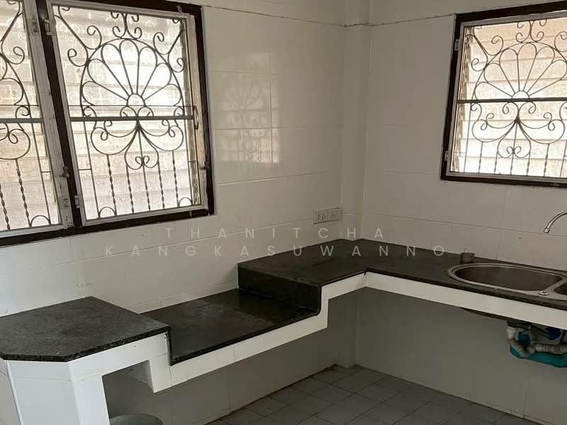 โครงการเมืองเพชรวิลเลจ ตลิ่งชัน, Bangkok, Taling Chan, Taling Chan, Bangkok, 1 Bedroom, 160 sqm, Single Detached House For Sale, by Thanitcha Kangkasuwanno, 500183184 - DDproperty.com