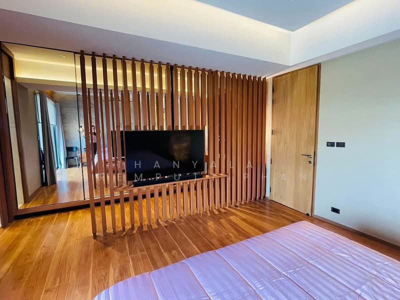 Phatssana Gardens, Bangkok, 19 Soi Ekkamai 6, Sukhumvit 63 Road, Phra Kanong Nua, Watthana, Bangkok, 4 Bedrooms, 345 sqm, Condo For Sale, by Thanyalak Premputtiphan, 500183205 - DDproperty.com