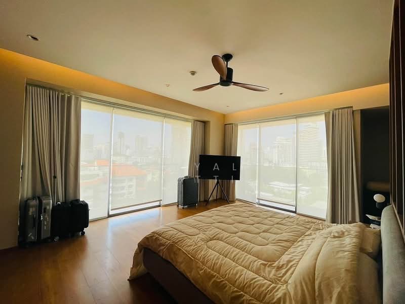 Phatssana Gardens, Bangkok, 19 Soi Ekkamai 6, Sukhumvit 63 Road, Phra Kanong Nua, Watthana, Bangkok, 4 Bedrooms, 345 sqm, Condo For Sale, by Thanyalak Premputtiphan, 500183205 - DDproperty.com