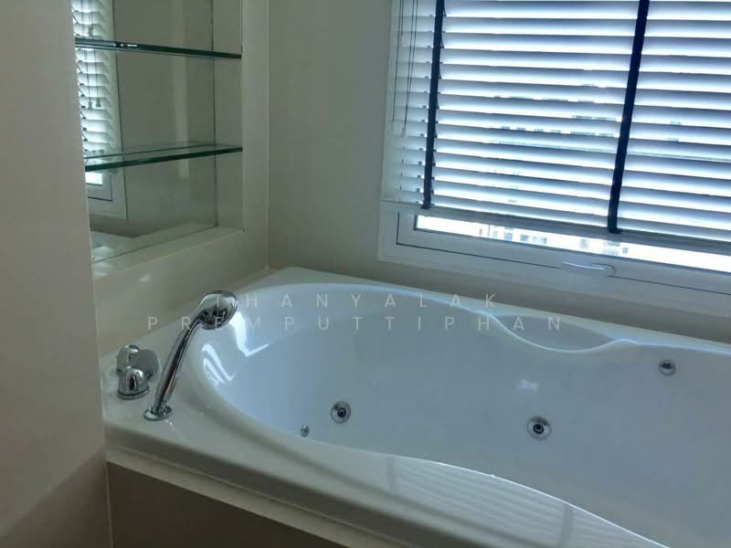 The Park Chidlom, Bangkok, 1 Petchaburi Road, Pathum Wan, Pathum Wan, Bangkok, 3 Bedrooms, 260 sqm, Condo For Rent, by Thanyalak Premputtiphan, 500183228 - DDproperty.com