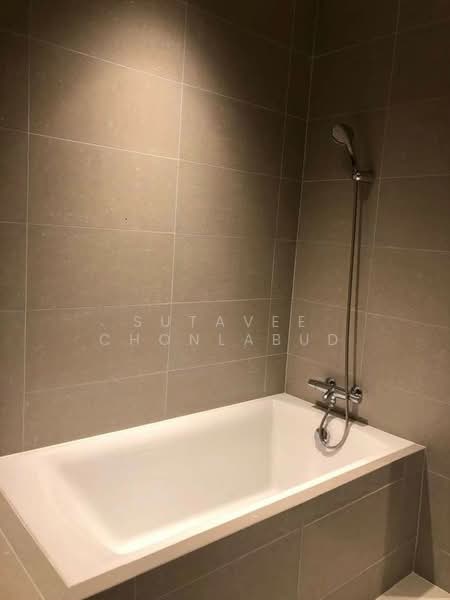 Noble Ploenchit : โนเบิล เพลินจิต, กรุงเทพ, 1035 ถนนเพลินจิต, ลุมพินี, ปทุมวัน, กรุงเทพ, 178 ตร.ม., คอนโด ให้เช่า, โดย Sutavee Chonlabud, 500183245 - DDproperty.com