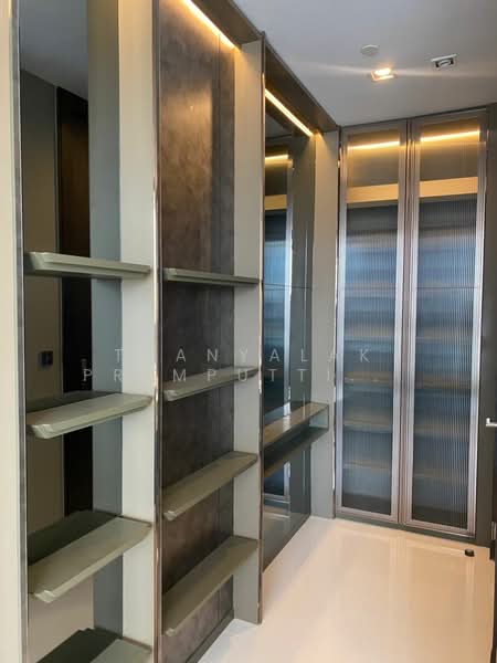 Q1 Sukhumvit, Bangkok, 1 Sukhumvit Road, Khlong Toei, Khlong Toei, Bangkok, 2 Bedrooms, 94 sqm, Condo For Sale, by Thanyalak Premputtiphan, 500183291 - DDproperty.com