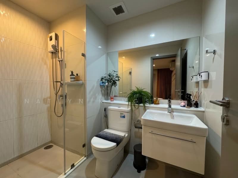 Life Asoke Hype, Bangkok, 339 Chaturathit Rd, Makkasan, Ratchathewi, Bangkok, 1 Bedroom, 35 sqm, Condo For Rent, by Natlyn Kongsapook, 500183372 - DDproperty.com