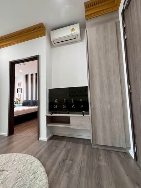 Whizdom Essence, Bangkok, 5 Piyabutr 1 Alley, Bang Chak, Phra Khanong, Bangkok, 1 Bedroom, 35 sqm, Condo For Rent, by Natlyn Kongsapook, 500183389 - DDproperty.com