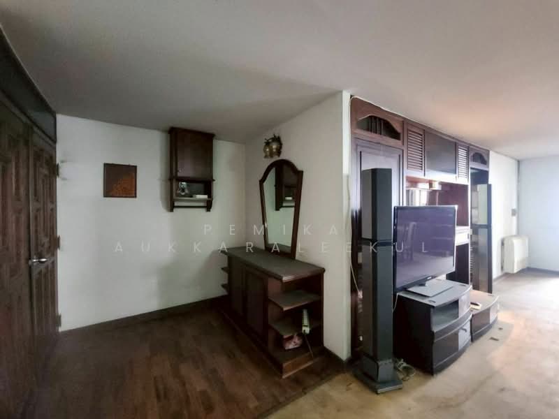 Tai Ping Towers, Bangkok, 582 Soi Sukhumvit 63, Khlong Tan Nua, Watthana, Bangkok, 3 Bedrooms, 216 sqm, Condo For Sale, by Pemika Aukkaraleekul, 500183410 - DDproperty.com