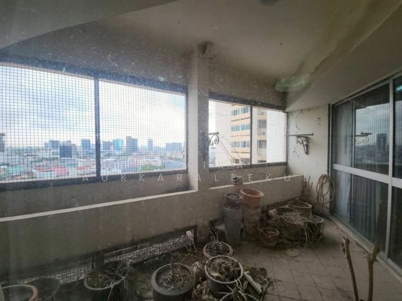 Tai Ping Towers, Bangkok, 582 Soi Sukhumvit 63, Khlong Tan Nua, Watthana, Bangkok, 3 Bedrooms, 216 sqm, Condo For Sale, by Pemika Aukkaraleekul, 500183410 - DDproperty.com