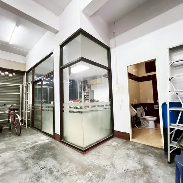 อาคารพาณิชย์2ชั้น 3คูหา ภายในตีทะลุ ขนาด92ตรว. ติดถนนซอยหมู่บ้านเศรษฐกิจ37, กรุงเทพ, บางแคเหนือ, บางแค, กรุงเทพ, 463 ตร.ม., ตึกแถว-อาคารพาณิชย์ ขาย, โดย AJHOMECENTER - คุณโป้ง, 500183417 - DDproperty.com