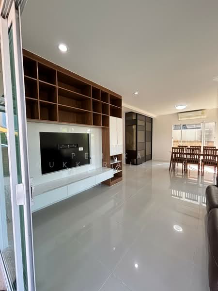 Passorn Prestiege Luxe Pattanakarn, Bangkok, Phatthanakan Road, Suan Luang, Suan Luang, Bangkok, 3 Bedrooms, 135 sqm, Single Detached House For Sale, by Pemika Aukkaraleekul, 500183421 - DDproperty.com