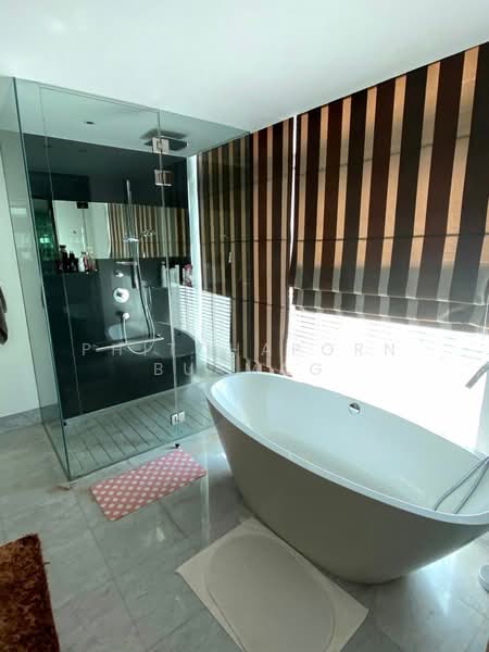 The St. Regis Bangkok (Residences), Bangkok, Rajdamri, Lumphini, Pathum Wan, Bangkok, 3 Bedrooms, 440 sqm, Condo For Sale, by Phitchaporn Buamag, 500183423 - DDproperty.com