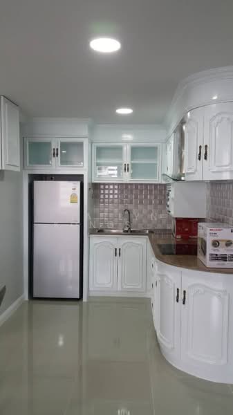 Supalai Place Sukhumvit 39, Bangkok, 175-179 Soi Sukhumvit 39 Sukhumvit Road, Khlong Tan Nua, Watthana, Bangkok, 2 Bedrooms, 111 sqm, Condo For Sale, by Natlyn Kongsapook, 500183441 - DDproperty.com