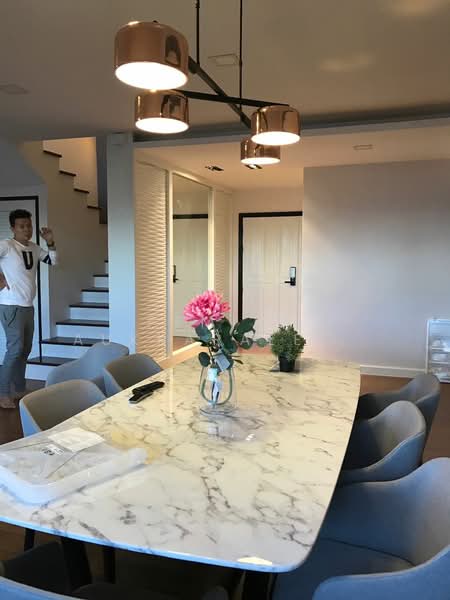 Royal Castle Sukhumvit, Bangkok, 30 Soi Sukhumvit 39, Khlongtoei Nua, Watthana, Bangkok, 3 Bedrooms, 262 sqm, Condo For Sale, by Pemika Aukkaraleekul, 500183443 - DDproperty.com