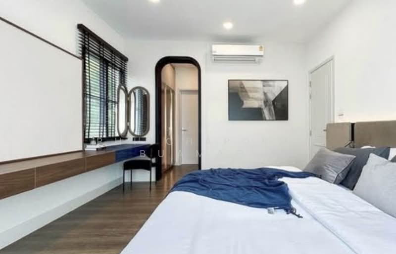 Nantawan Rama 9 - New Krungthepkreetha, Bangkok, Saphan Sung, Saphan Sung, Bangkok, 3 Bedrooms, 302 sqm, Single Detached House For Rent, by Phitchaporn Buamag, 500183452 - DDproperty.com