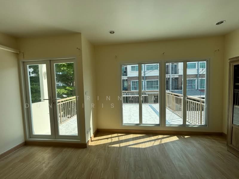 Villette City Pattanakarn 38, Bangkok, Phatthanakan Road, Prawet, Prawet, Bangkok, 4 Bedrooms, 250 sqm, Townhouse For Sale, by Trinnaya Dungsirisangthong, 500183477 - DDproperty.com