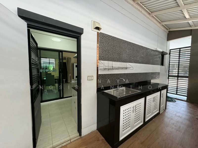 Zerene Petchkasem-Phutthamonthon Sai 3, Bangkok, 101 Phutthamonthon Sai 3 Road, Nong Kang Plu, Nong Khaem, Bangkok, 4 Bedrooms, 300 sqm, Single Detached House For Sale, by Trinnaya Dungsirisangthong, 500183488 - DDproperty.com