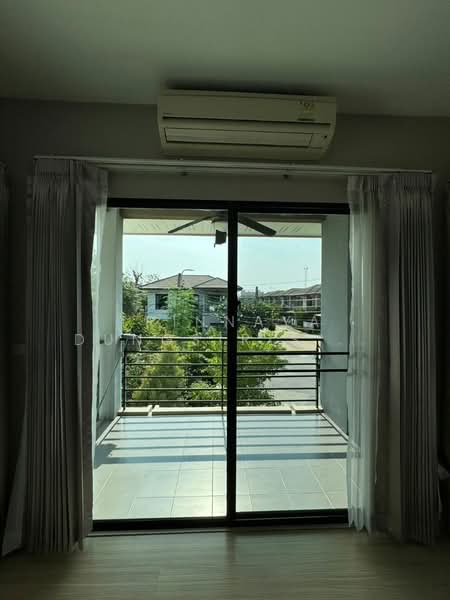 Zerene Petchkasem-Phutthamonthon Sai 3, Bangkok, 101 Phutthamonthon Sai 3 Road, Nong Kang Plu, Nong Khaem, Bangkok, 4 Bedrooms, 300 sqm, Single Detached House For Sale, by Trinnaya Dungsirisangthong, 500183488 - DDproperty.com