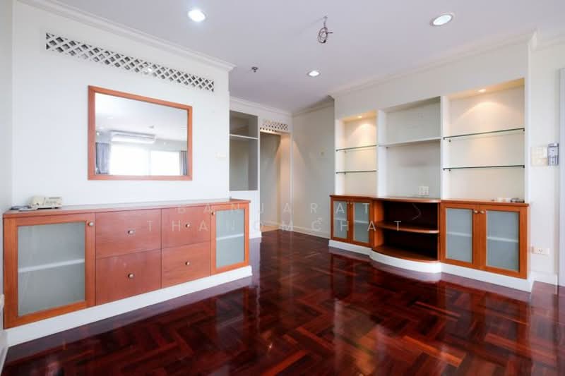 Masterview Executive Place, Bangkok, Chareonnakorn, Bang Lam Phu Lang, Khlong San, Bangkok, 1 Bedroom, 67 sqm, Condo For Rent, by Banjarat Thanomchat, 500183490 - DDproperty.com