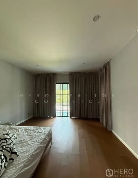 Setthasiri Krungthep Kreetha, Bangkok, Krungthep Kreetha Road, Hua Mak, Bang Kapi, Bangkok, 5 Bedrooms, 600 sqm, Single Detached House For Rent, by Hero Realtor Co., Ltd., 500183491 - DDproperty.com