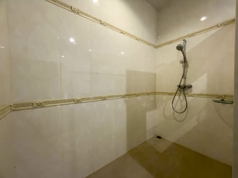 ทาวน์เฮ้าส์ 2 หลังตีทะลุ หมู่บ้าน นันทนาการ์เด้น 2 ท่าอิฐ, นนทบุรี, บางรักน้อย, เมืองนนทบุรี, นนทบุรี, 180 ตร.ม., ทาวน์เฮ้าส์ ขาย, โดย บริษัท เอชแอล แอสเซท จำกัด, 500183513 - DDproperty.com