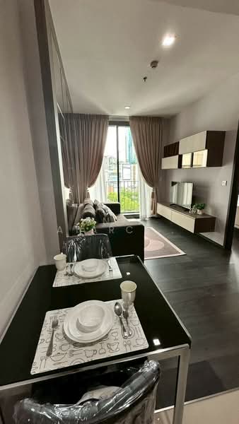 The Edge Sukhumvit 23, Bangkok, 6 Soi Sukhumvit 23, Khlongtoei Nua, Watthana, Bangkok, 1 Bedroom, 44 sqm, Condo For Rent, by Anya Atarchanai , 500183535 - DDproperty.com