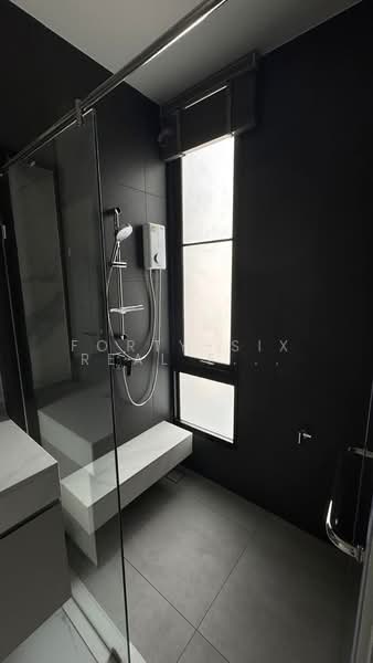 Malton Gates Krungthep Kreetha, Bangkok, Srinakarin-Romklao Road (New Krungthep Kreetha), Saphan Sung, Saphan Sung, Bangkok, 5 Bedrooms, 570 sqm, Single Detached House For Rent, by Forty-Six Real Estate Group, 500183540 - DDproperty.com