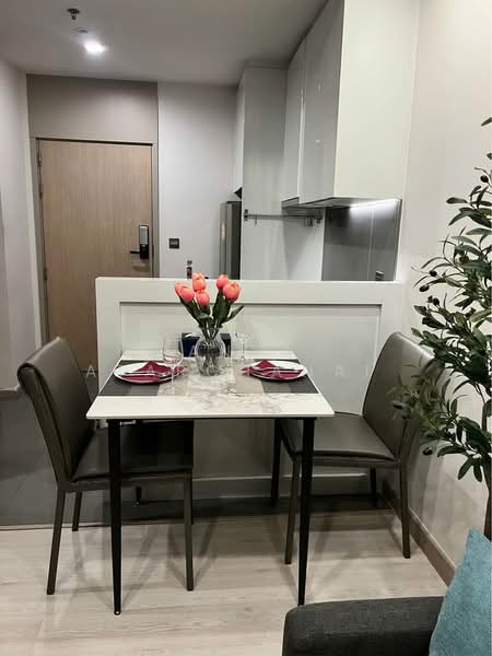 M Thonglor 10, Bangkok, 9 Soi Ekkamai 12, Ekkamai Road, Khlong Tan Nua, Watthana, Bangkok, 2 Bedrooms, 62 sqm, Condo For Sale, by Anya Atarchanai , 500183584 - DDproperty.com