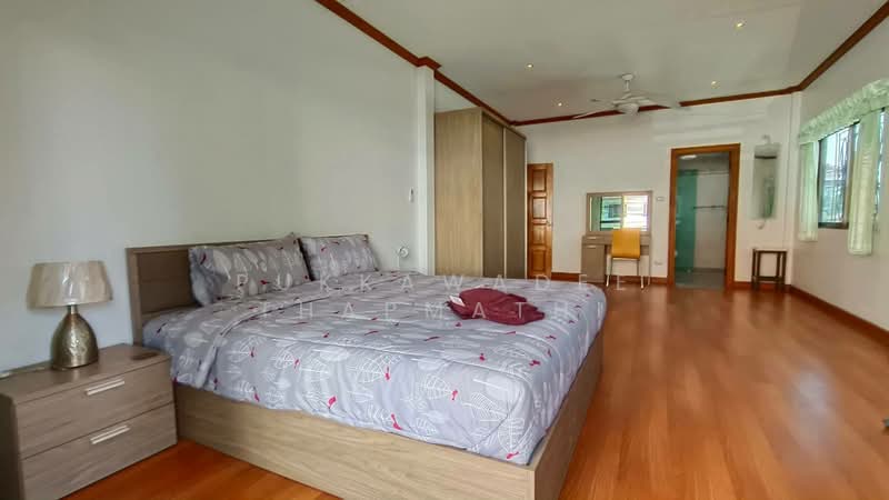 Royal Park Village : รอยัล พาร์ค วิลเลจ, ชลบุรี, หนองปรือ, บางละมุง, ชลบุรี, 240 ตร.ม., บ้านเดี่ยว ให้เช่า, โดย Pukkawadee Thapmathi, 500183604 - DDproperty.com