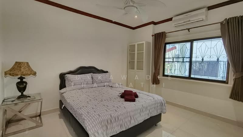 Royal Park Village, Chon Buri (Pattaya), Nong Pru, Bang Lamung (Pattaya), Chon Buri (Pattaya), 4 Bedrooms, 240 sqm, Single Detached House For Rent, by Pukkawadee Thapmathi, 500183604 - DDproperty.com