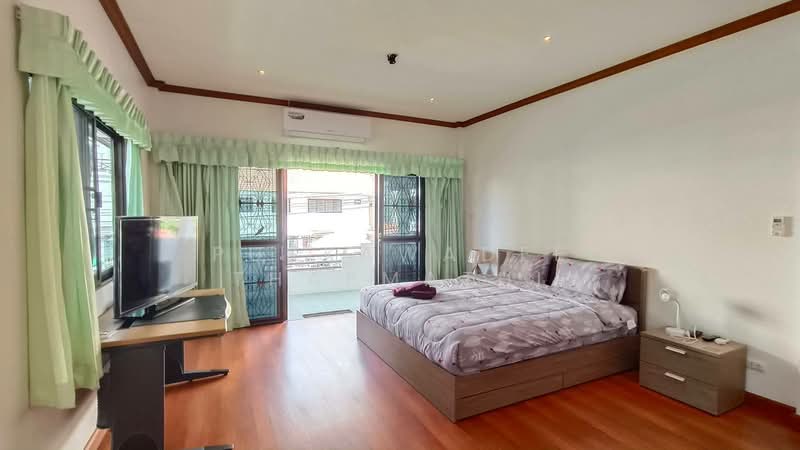Royal Park Village, Chon Buri (Pattaya), Nong Pru, Bang Lamung (Pattaya), Chon Buri (Pattaya), 4 Bedrooms, 240 sqm, Single Detached House For Rent, by Pukkawadee Thapmathi, 500183604 - DDproperty.com
