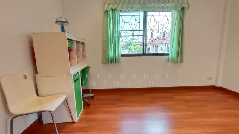 Royal Park Village, Chon Buri (Pattaya), Nong Pru, Bang Lamung (Pattaya), Chon Buri (Pattaya), 4 Bedrooms, 240 sqm, Single Detached House For Rent, by Pukkawadee Thapmathi, 500183604 - DDproperty.com