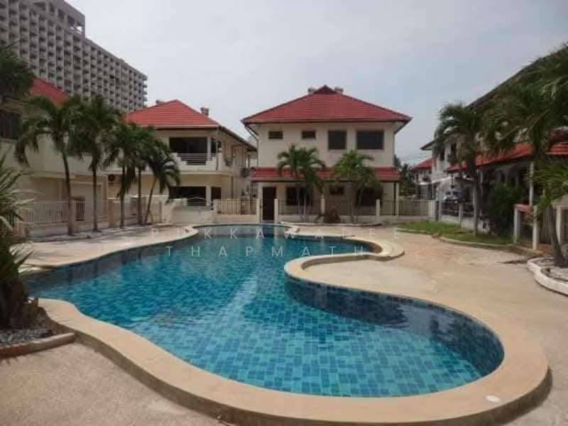 Royal Park Village, Chon Buri (Pattaya), Nong Pru, Bang Lamung (Pattaya), Chon Buri (Pattaya), 4 Bedrooms, 240 sqm, Single Detached House For Rent, by Pukkawadee Thapmathi, 500183604 - DDproperty.com