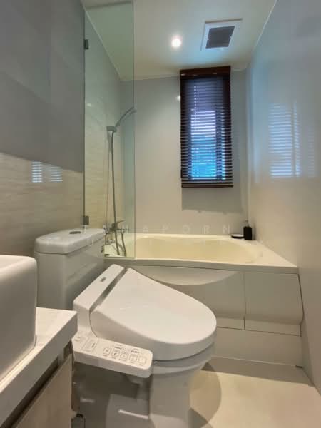 Runesu Thonglor 5, Bangkok, 82 Padi Madi Alley, Khlong Tan Nua, Watthana, Bangkok, 1 Bedroom, 38 sqm, Condo For Rent, by Tanaporn Phumvilairak, 500183610 - DDproperty.com